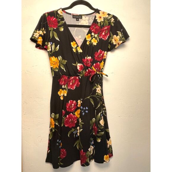 Fortune + Ivy Wrap Dress Women’s Small Black Floral Bell Sleeve Summer - Picture 1 of 7